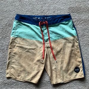 RVCA Boardshorts  Classic Fit Men’s 33 Fun Color Block Aqua Tan Navy